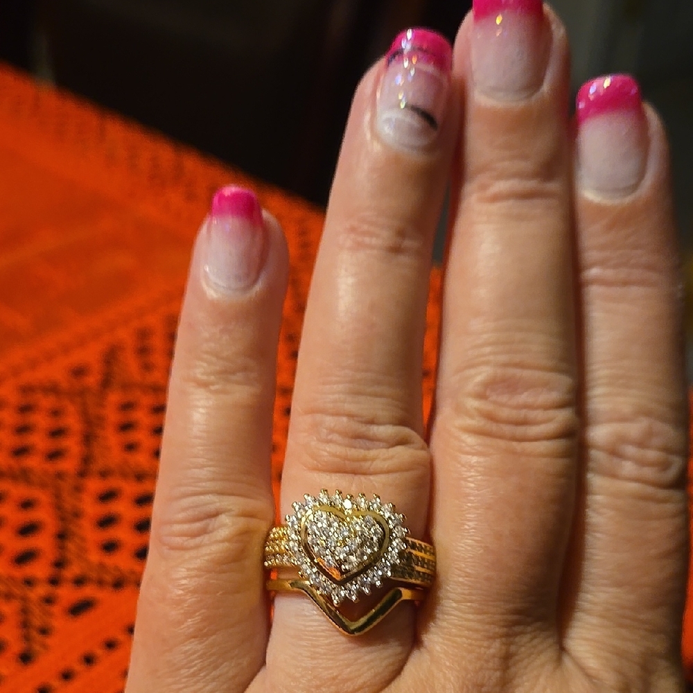 Elegant Gold Heart Ring set.